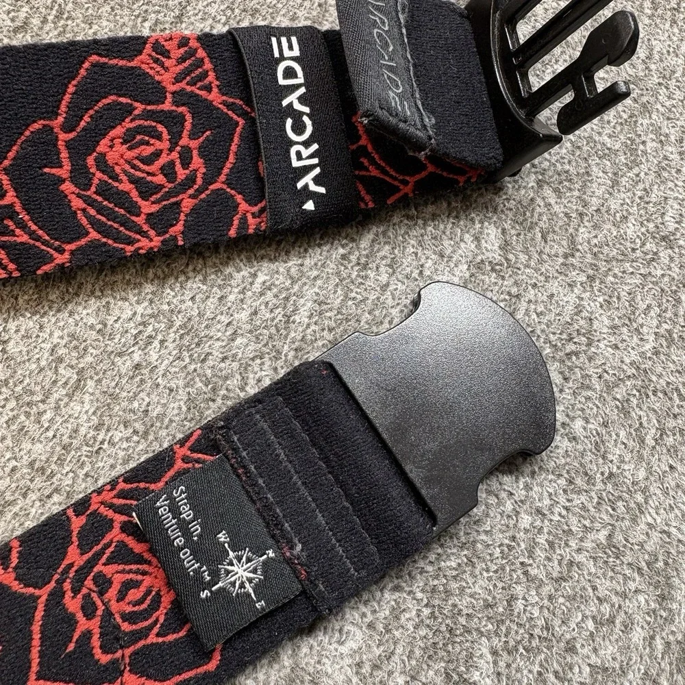 Arcade Men's Rose Pattern Belt Stretch Adjustable Clasp One Size Floral Black